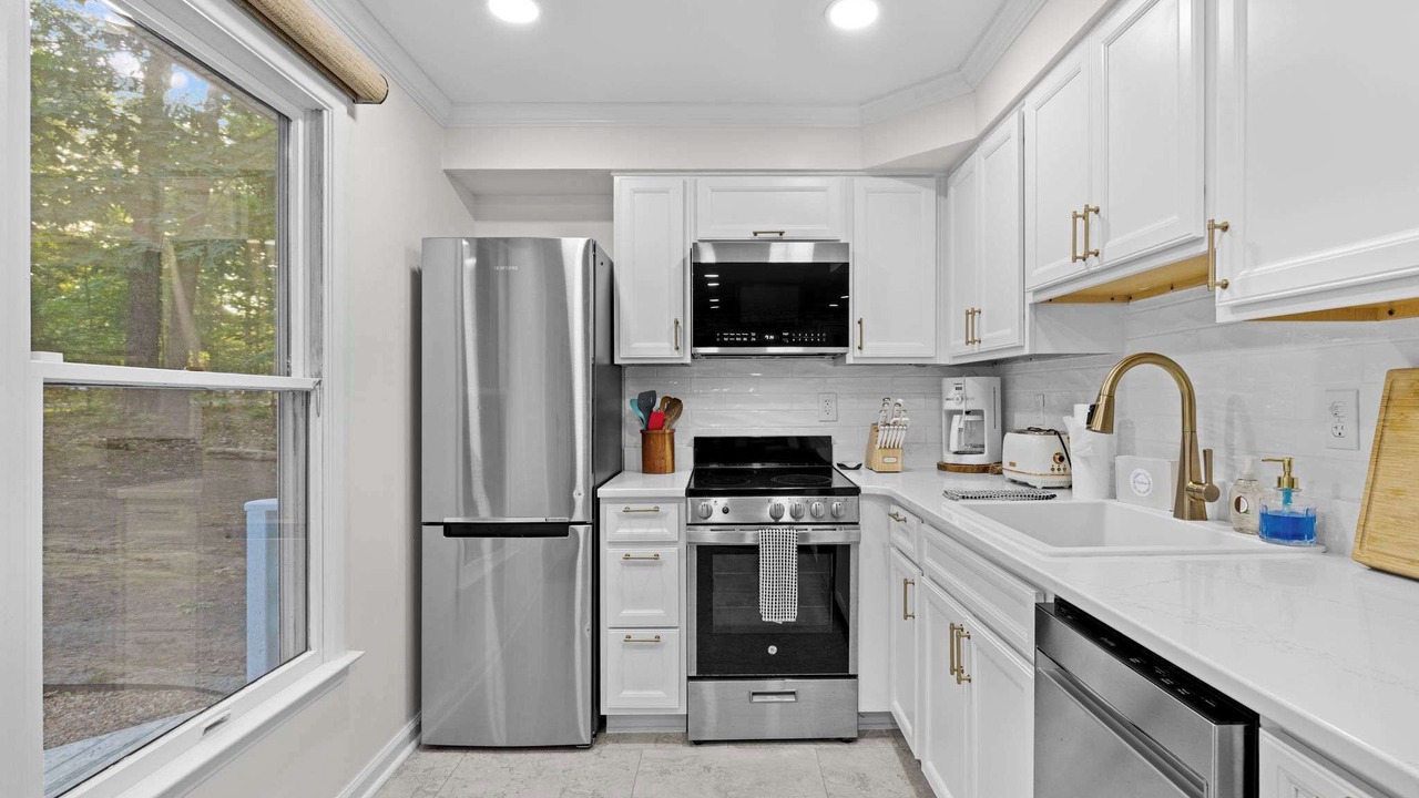 Photo of Kitchen in Blue Water