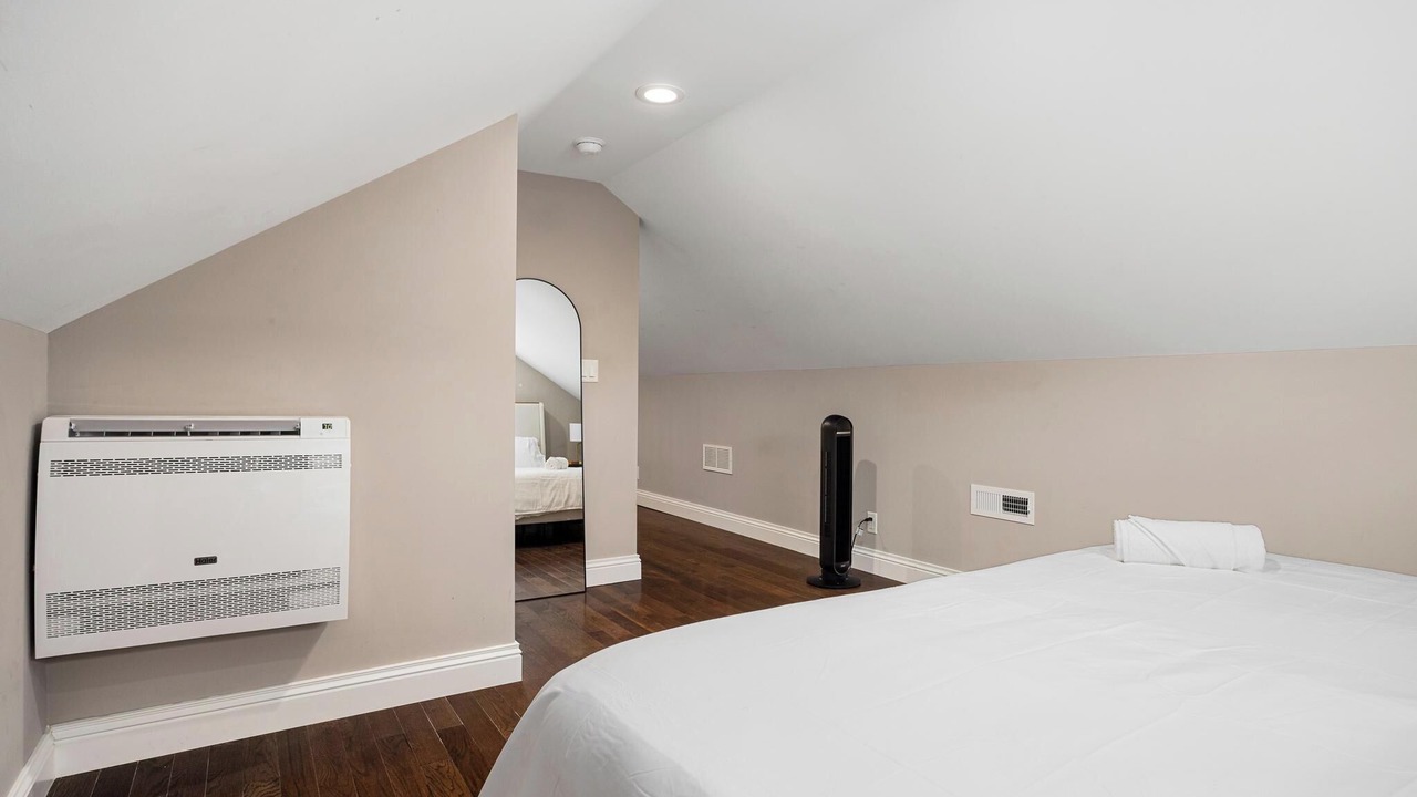 Photo of Bedroom in Peoria Heights