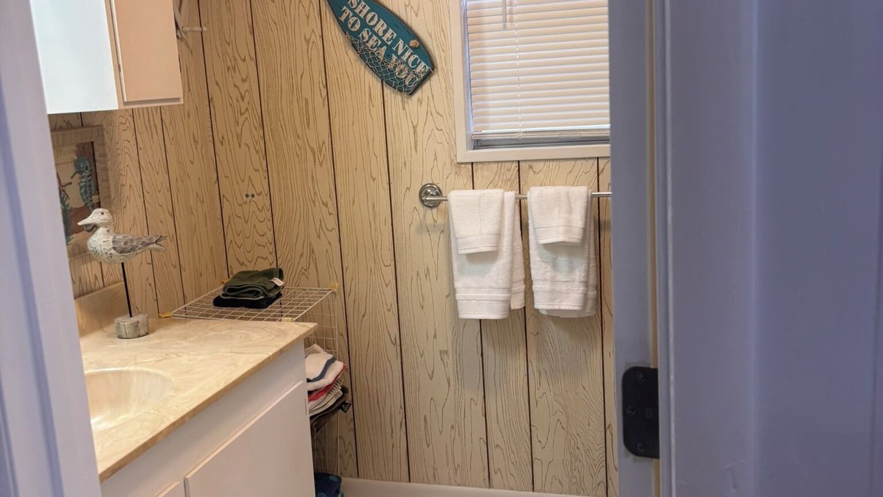 Photo of Bathroom in Vinita