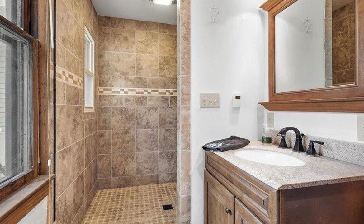 Photo of Bathroom in Dubuque