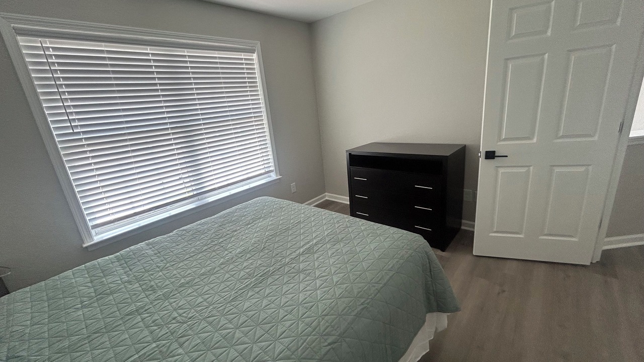 Photo of Bedroom in Mount Berry