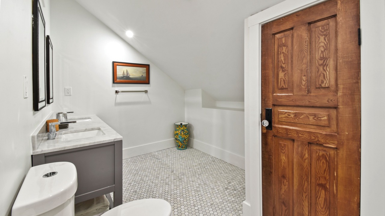 Photo of Bathroom in Berryville