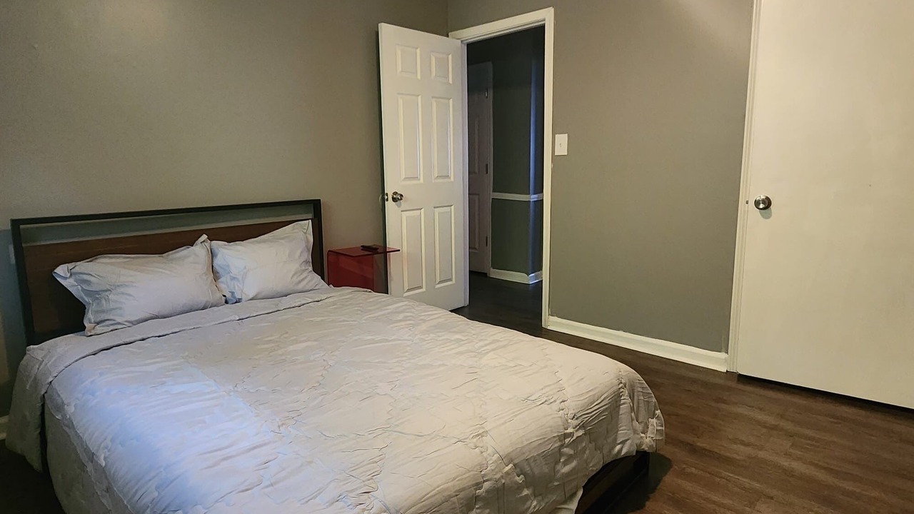 Photo of Bedroom in Silver Creek