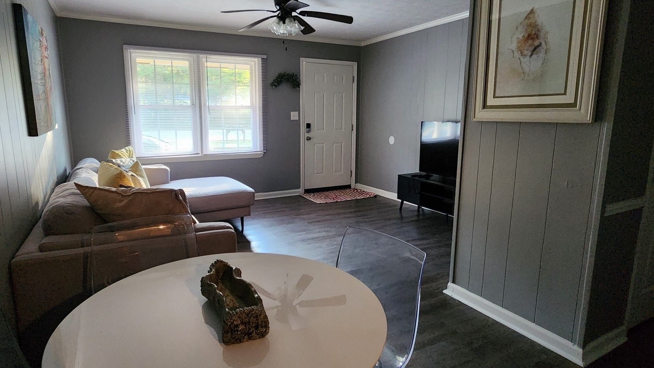 Photo of Livingroom in Silver Creek