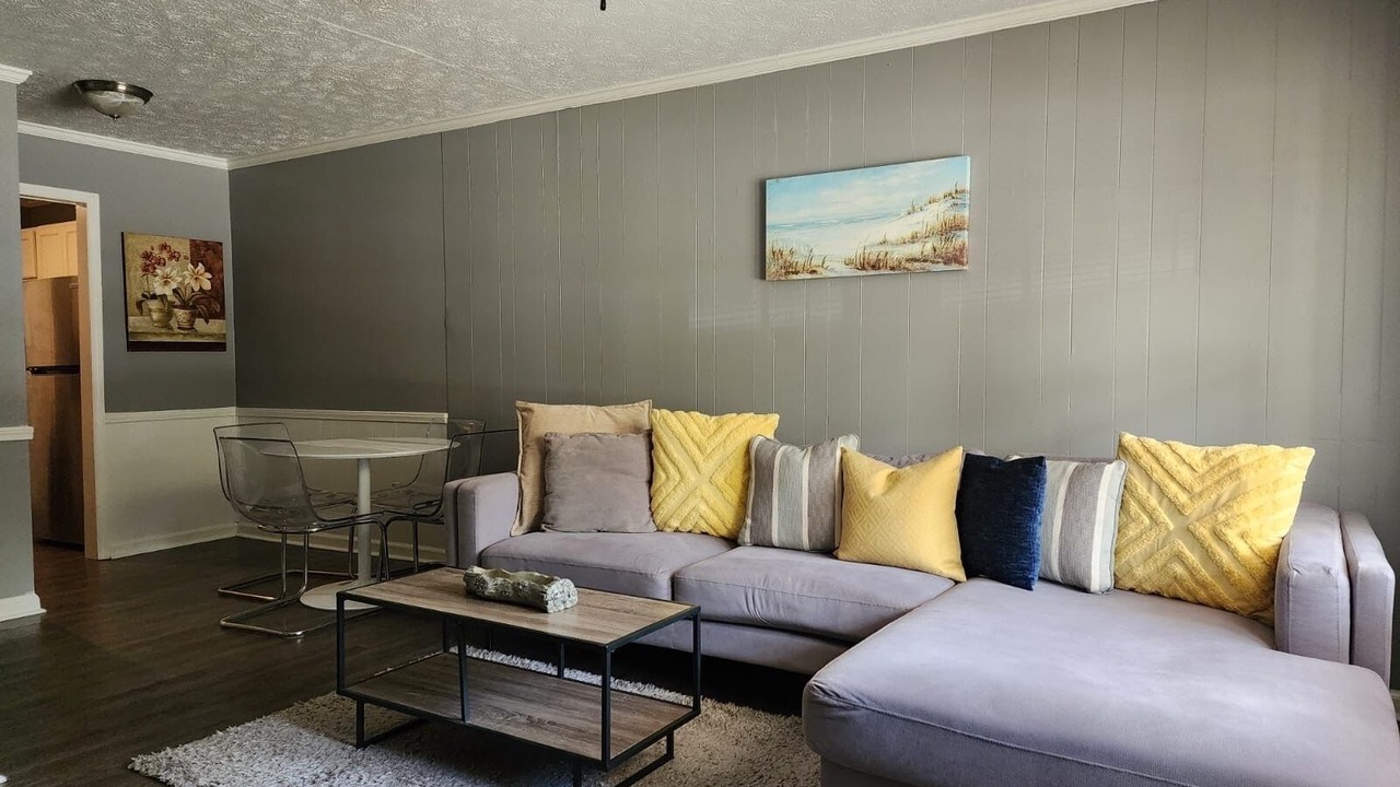 Photo of Livingroom in Silver Creek
