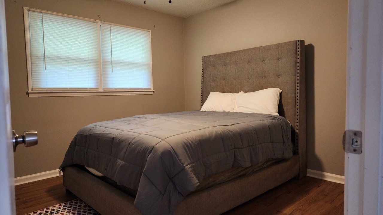 Photo of Bedroom in Silver Creek