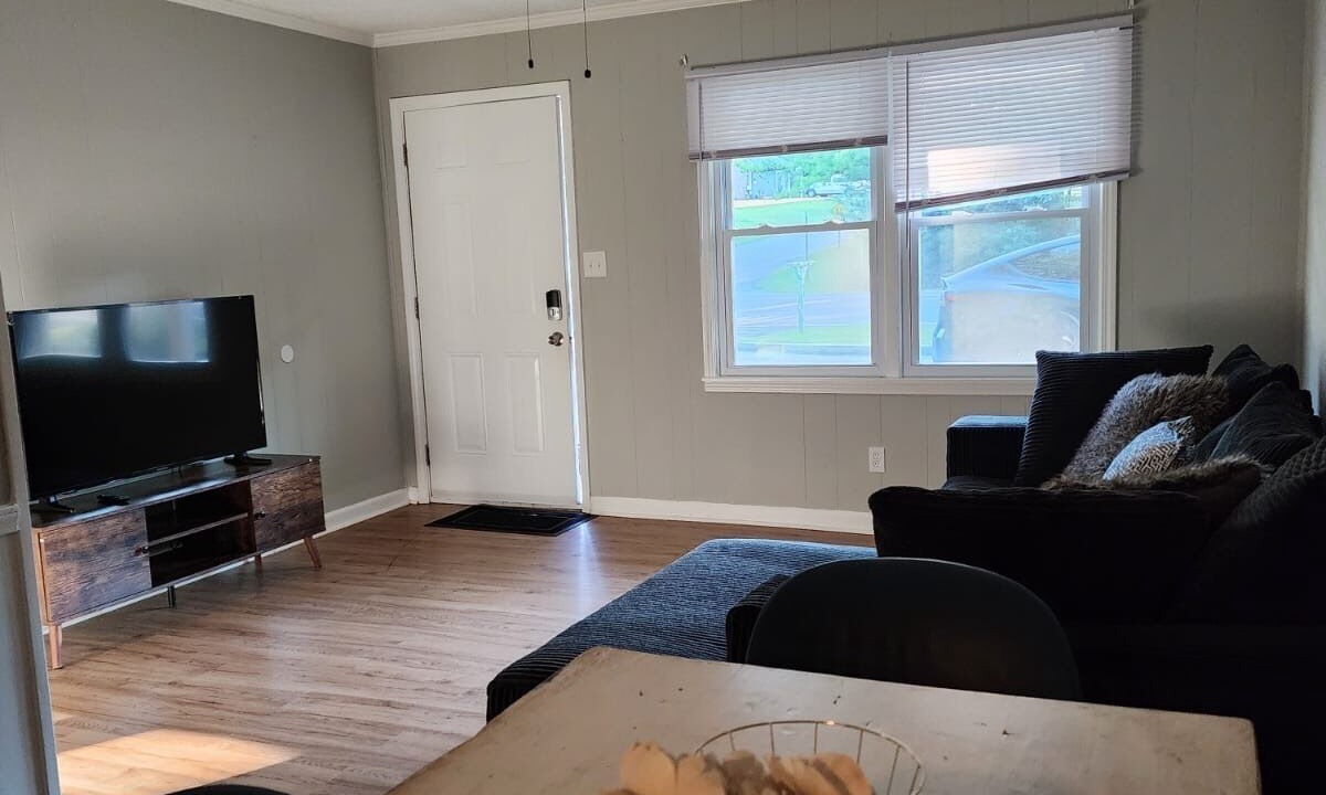 Photo of Livingroom in Silver Creek