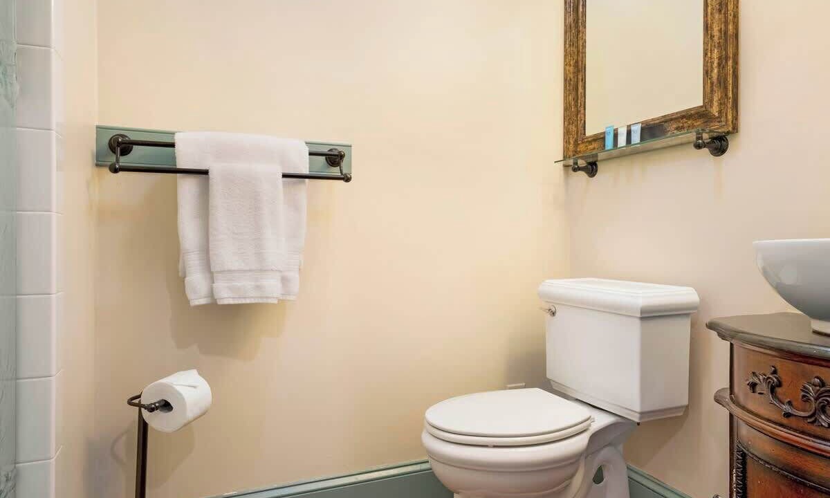 Photo of Bathroom in North Downtown
