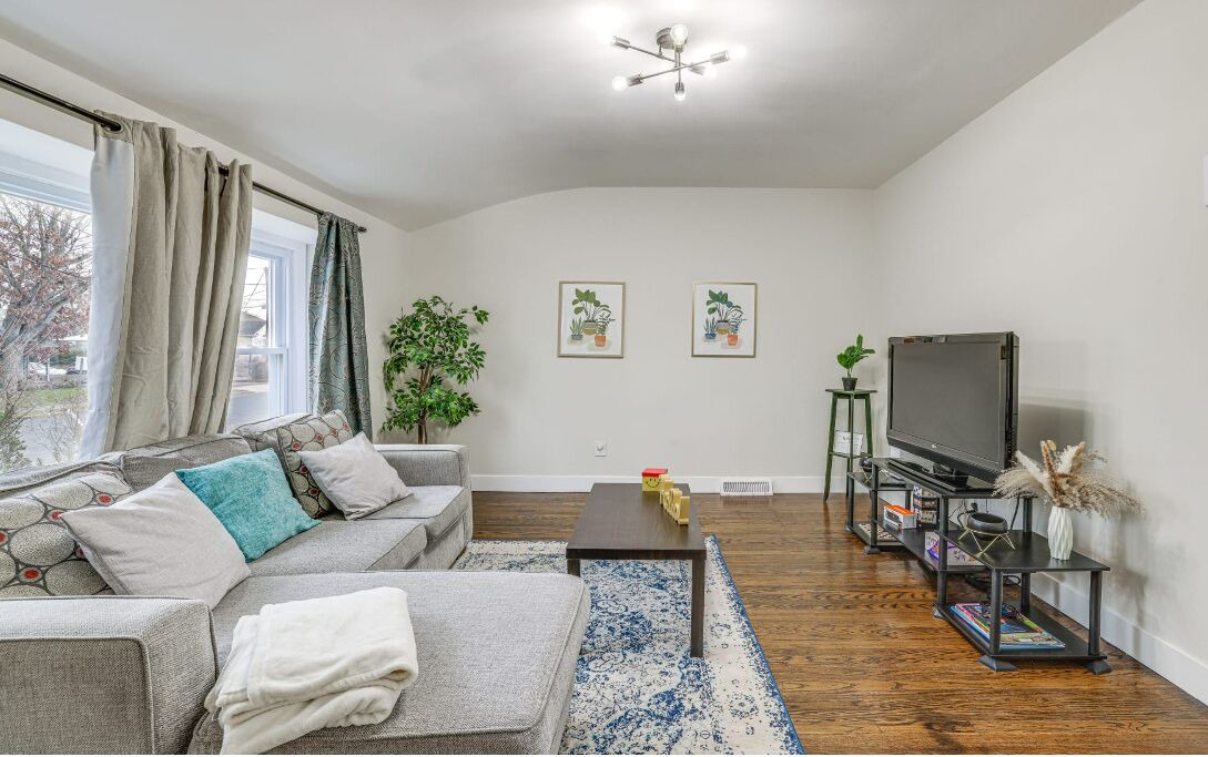 Photo of Livingroom in Lawnside
