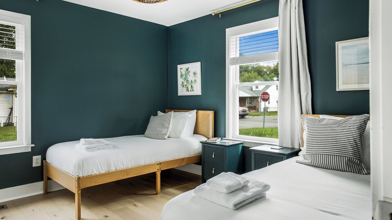 Photo of Bedroom in Issue