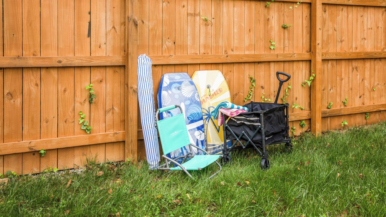 Photo of Outdoor in Issue
