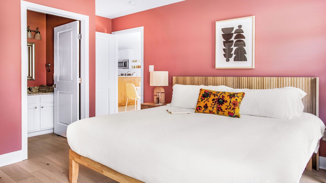 Photo of Bedroom in Issue