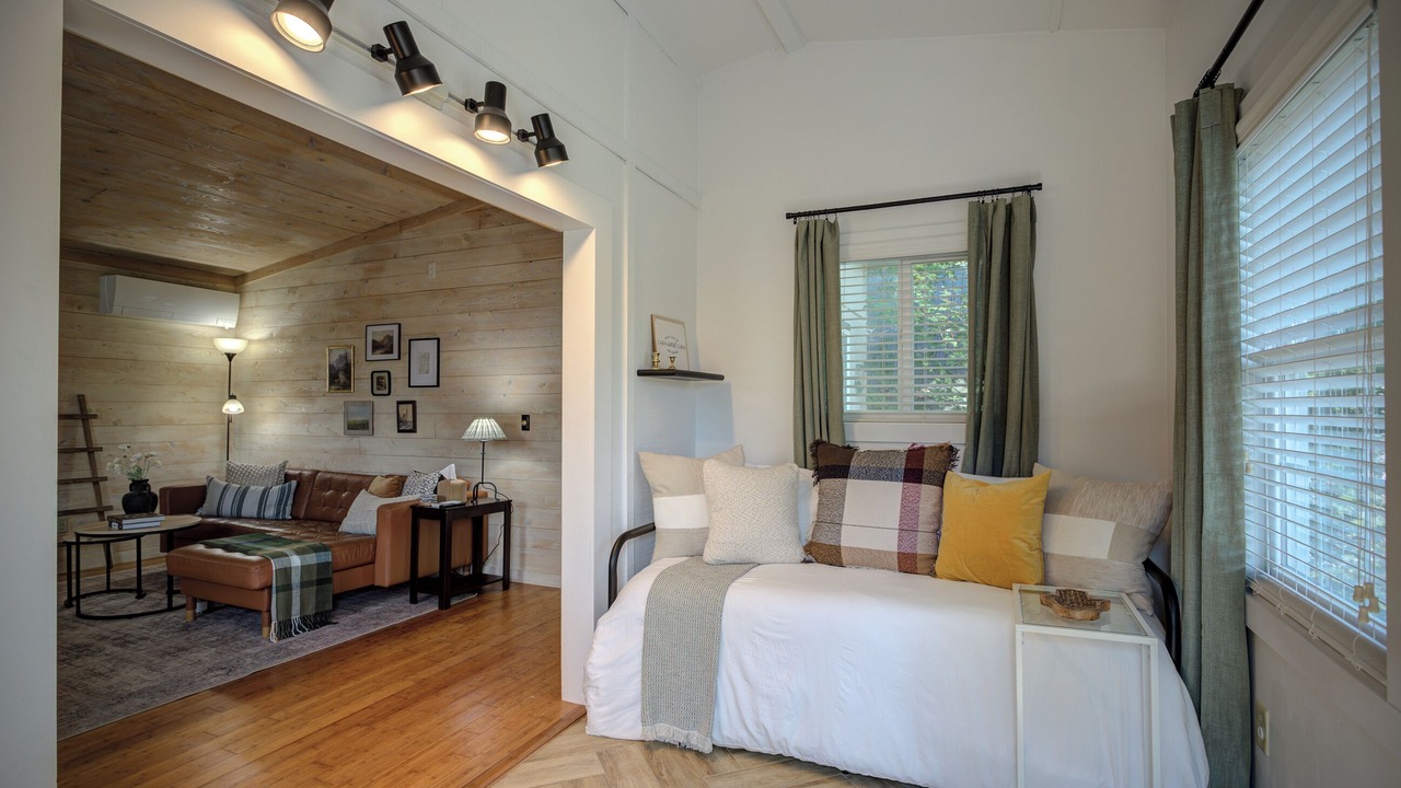 Photo of Bedroom in Mill Ridge