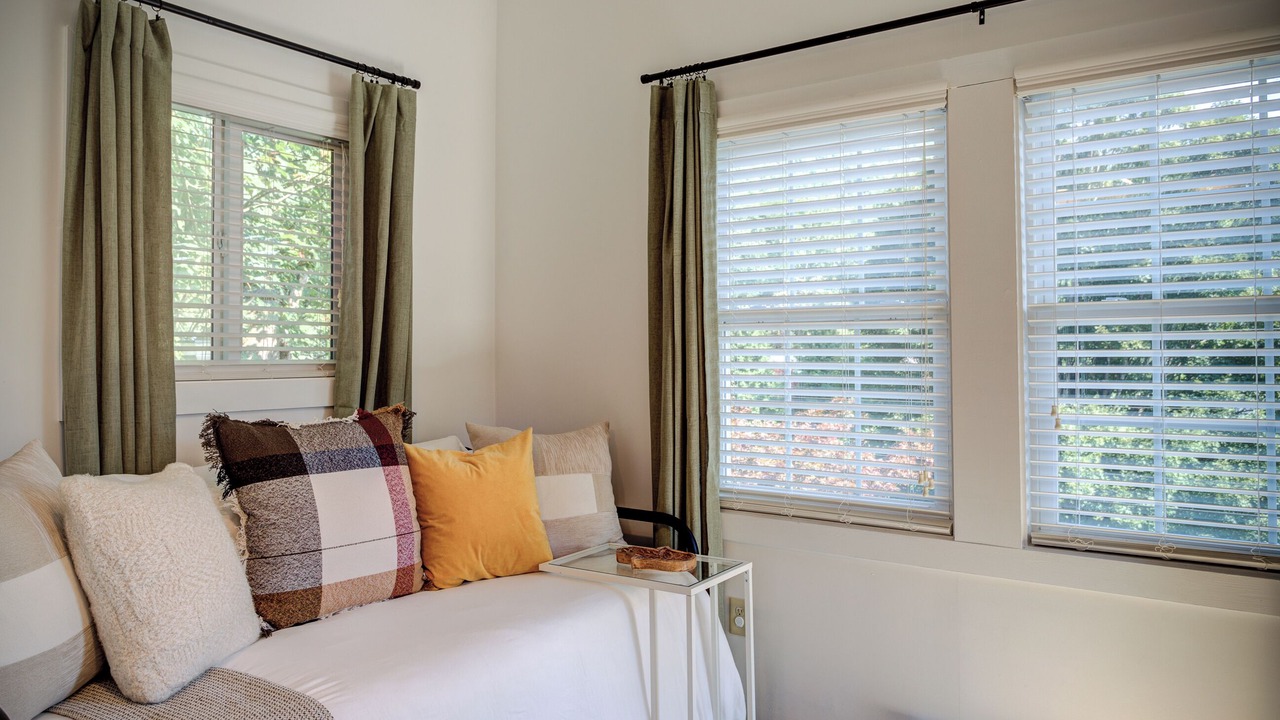 Photo of Bedroom in Mill Ridge