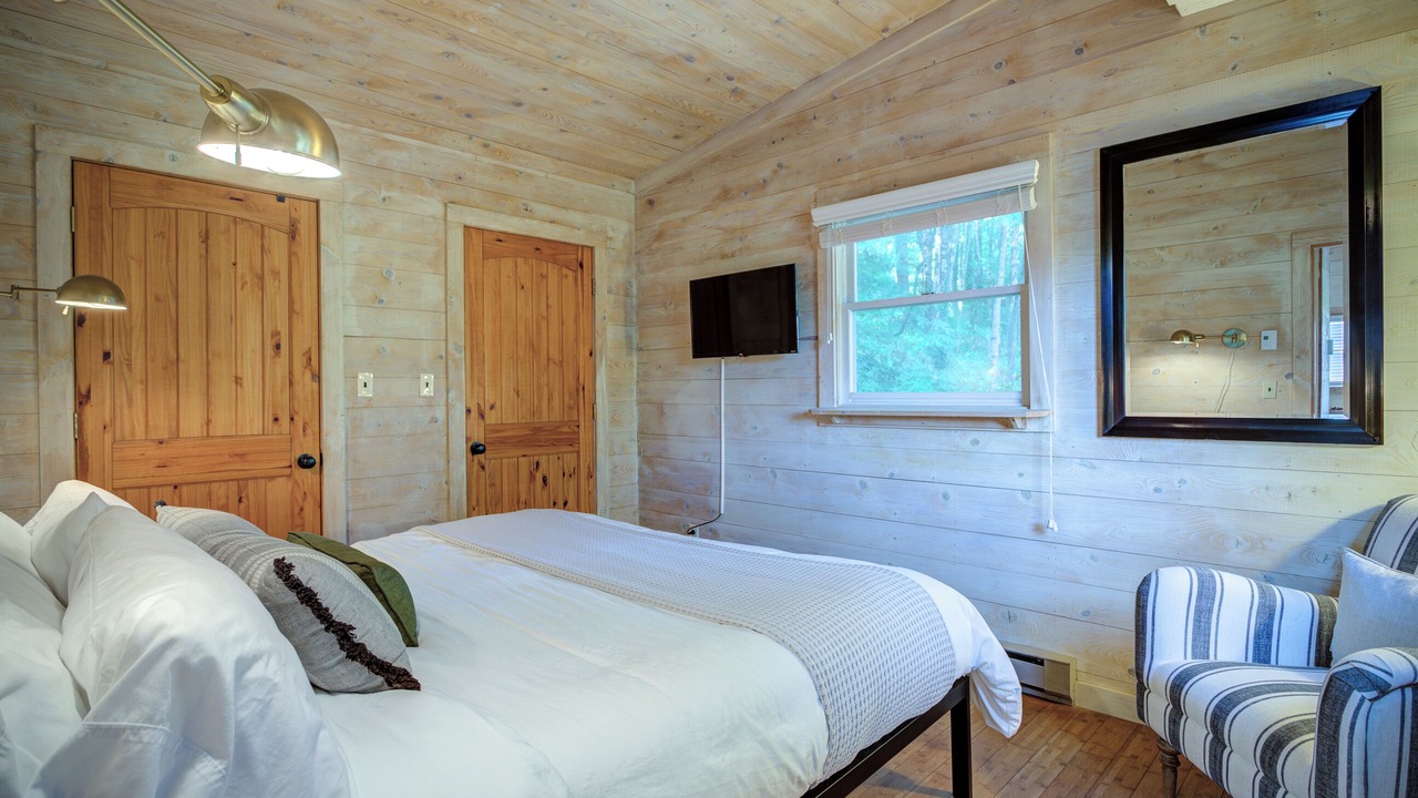 Photo of Bedroom in Mill Ridge