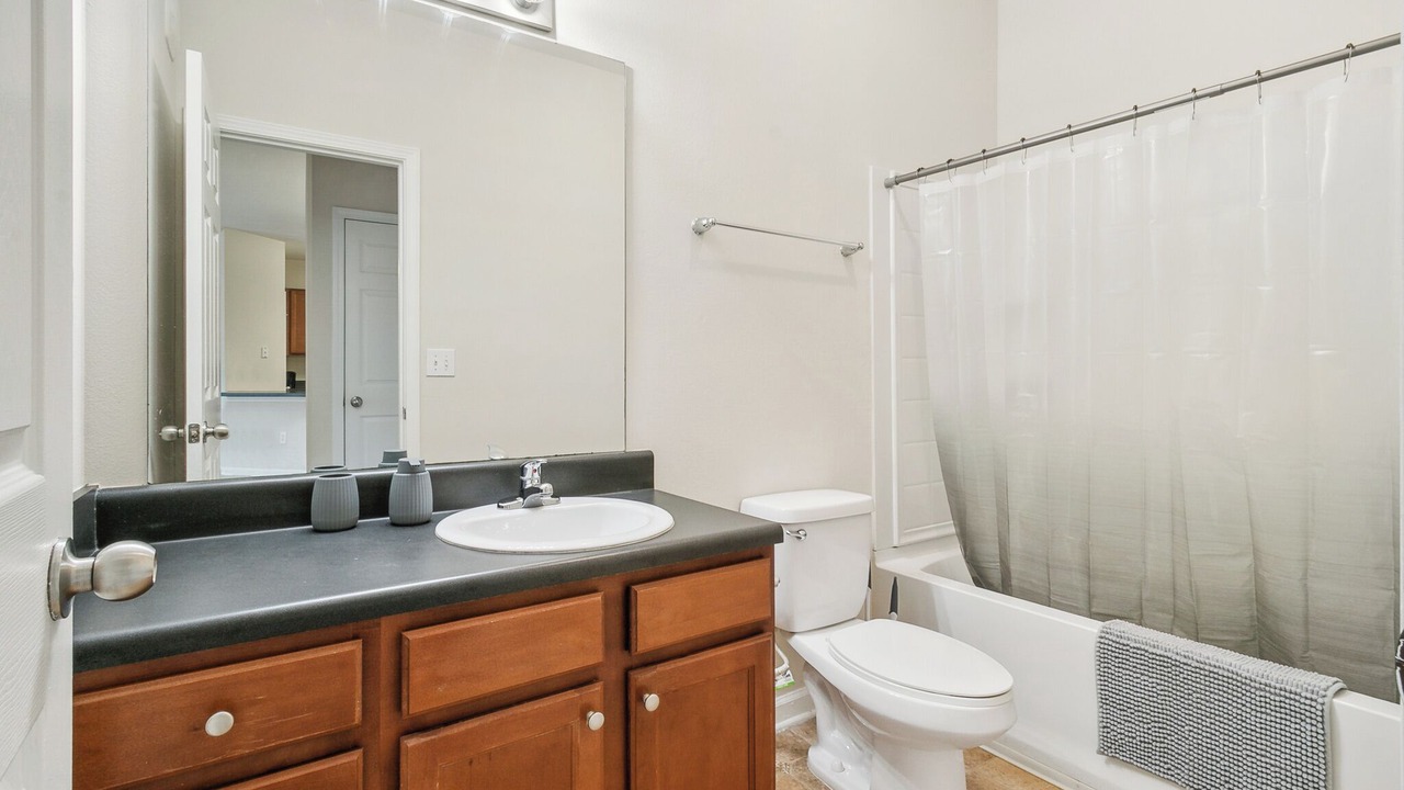Photo of Bathroom in Valley