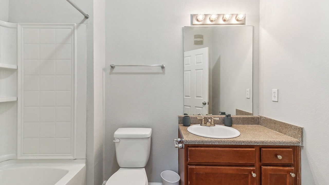 Photo of Bathroom in Valley