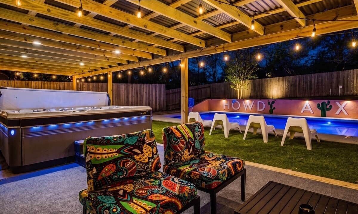 Photo of Outdoor in Windsor Hills