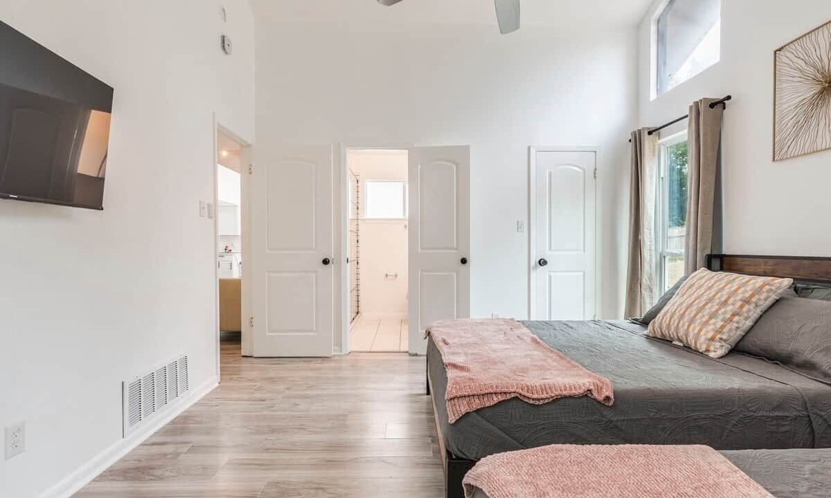 Photo of Bathroom in Windsor Hills