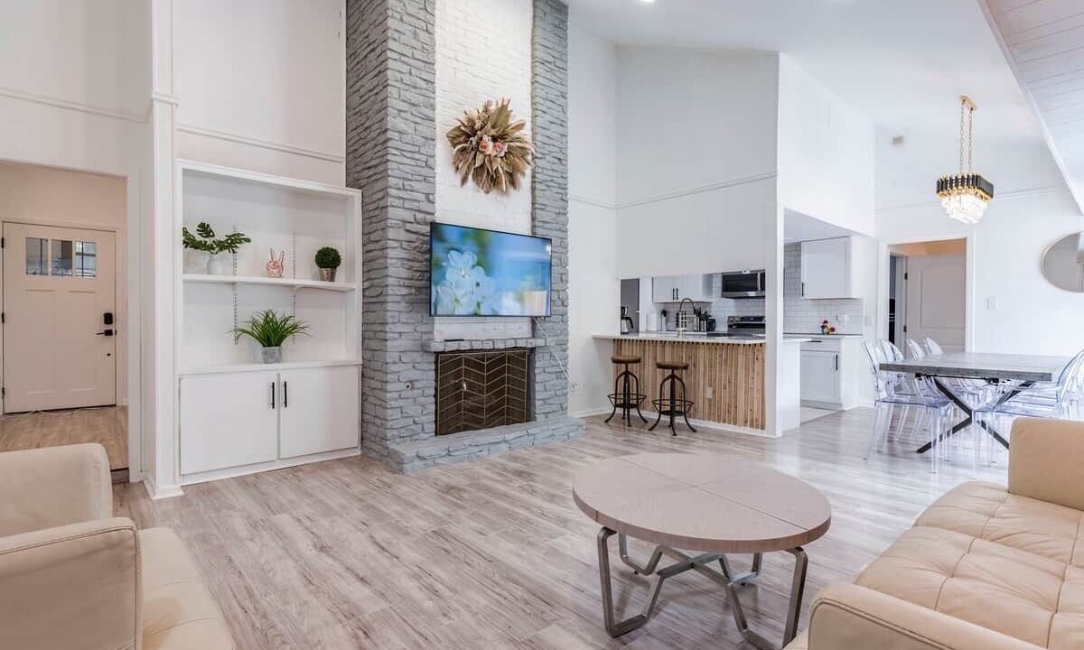 Photo of Bedroom in Windsor Hills