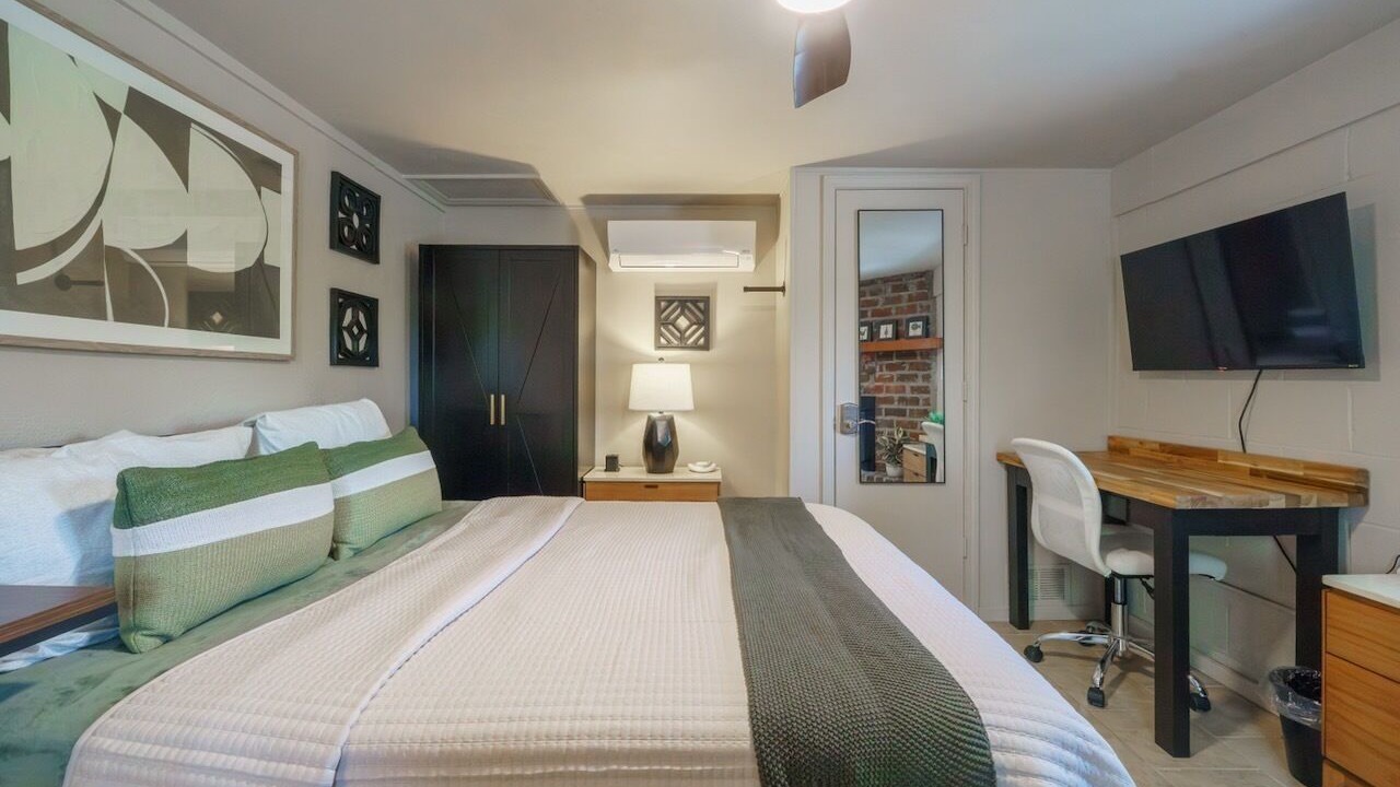Photo of Bedroom in Frank