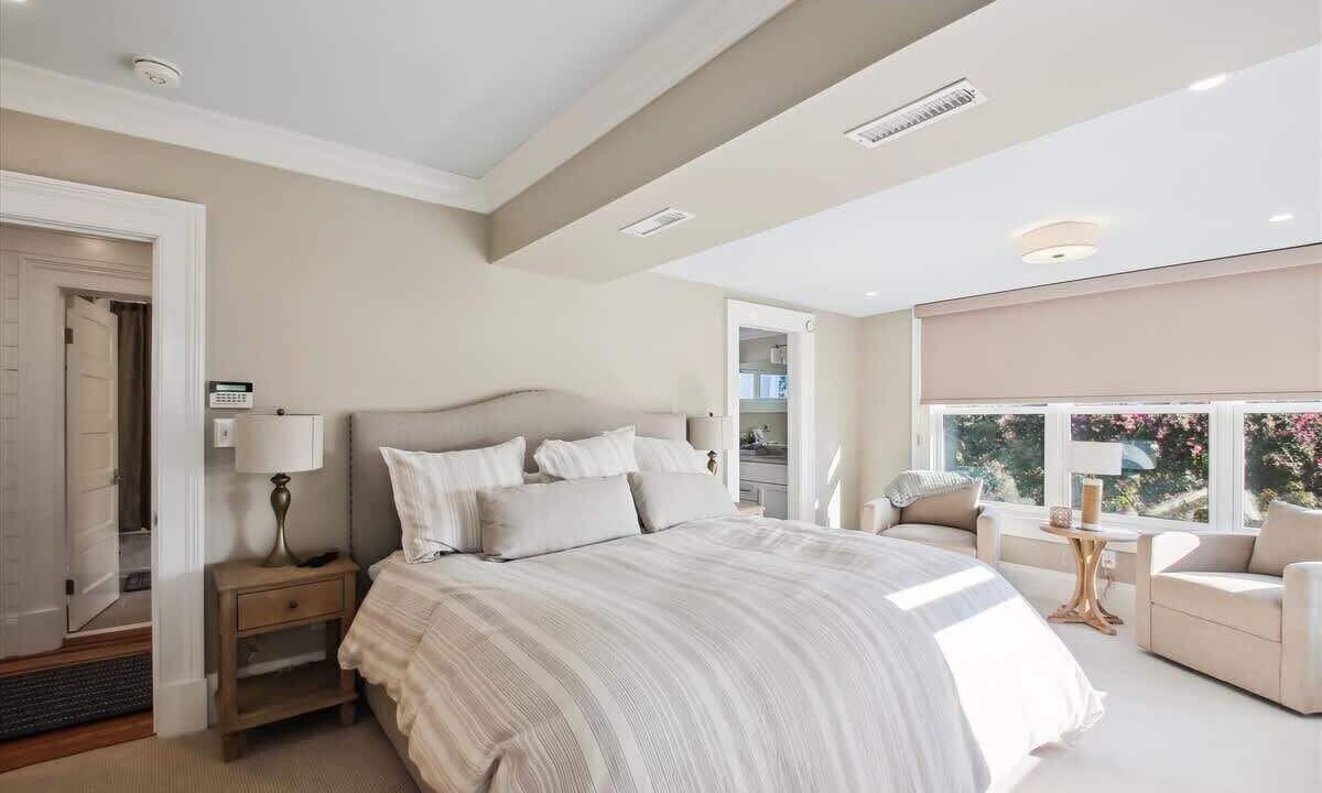 Photo of Bedroom in Historic District