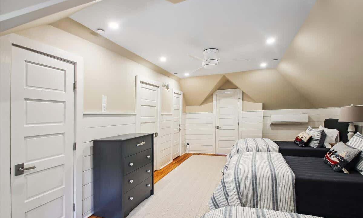 Photo of Bedroom in Historic District