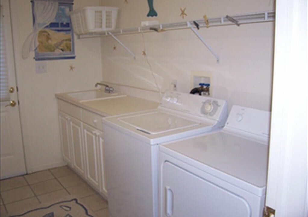 Photo of Bedroom in Avalon