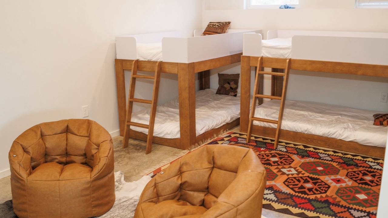 Photo of Bedroom in Orange