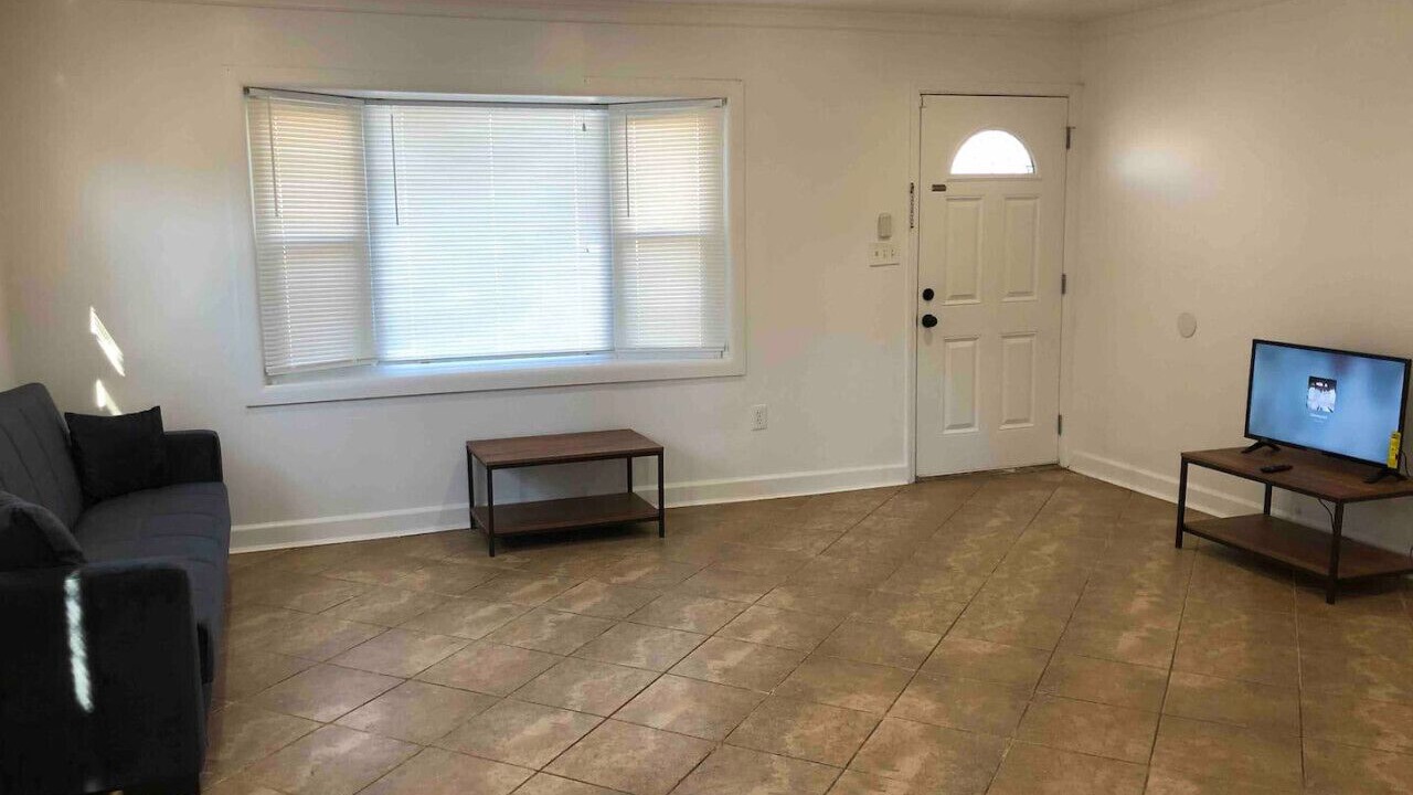 Photo of Livingroom in Woodbridge