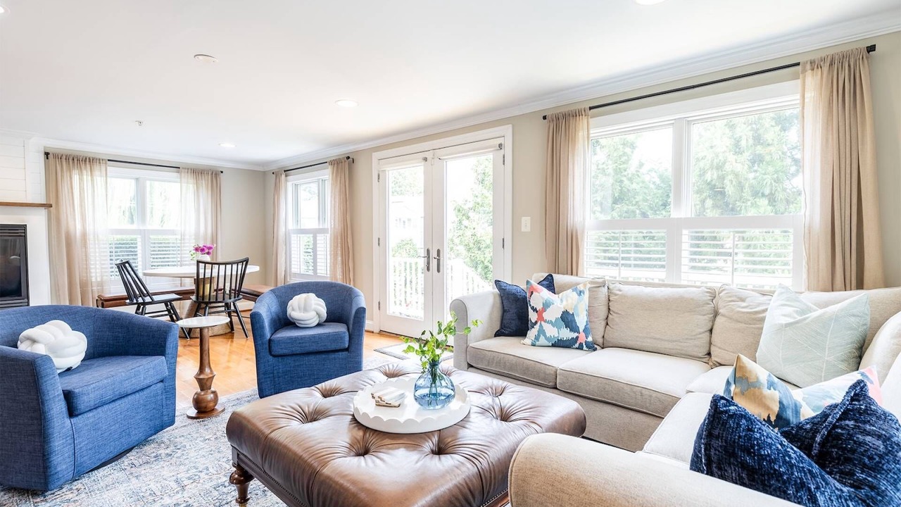 Photo of Livingroom in Eastport