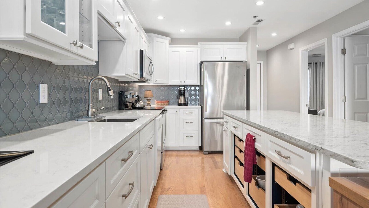 Photo of Kitchen in Heron Harbour Isle