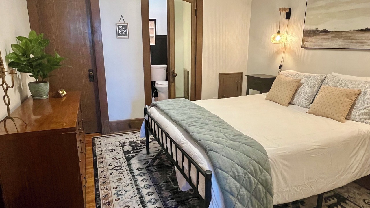 Photo of Bedroom in Kirksville