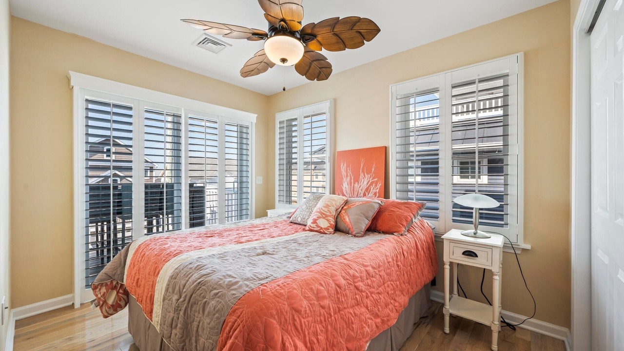 Photo of Bedroom in Ortley Beach