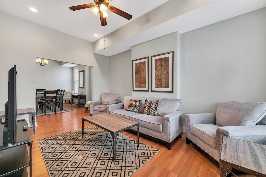 Photo of Livingroom in St. Louis