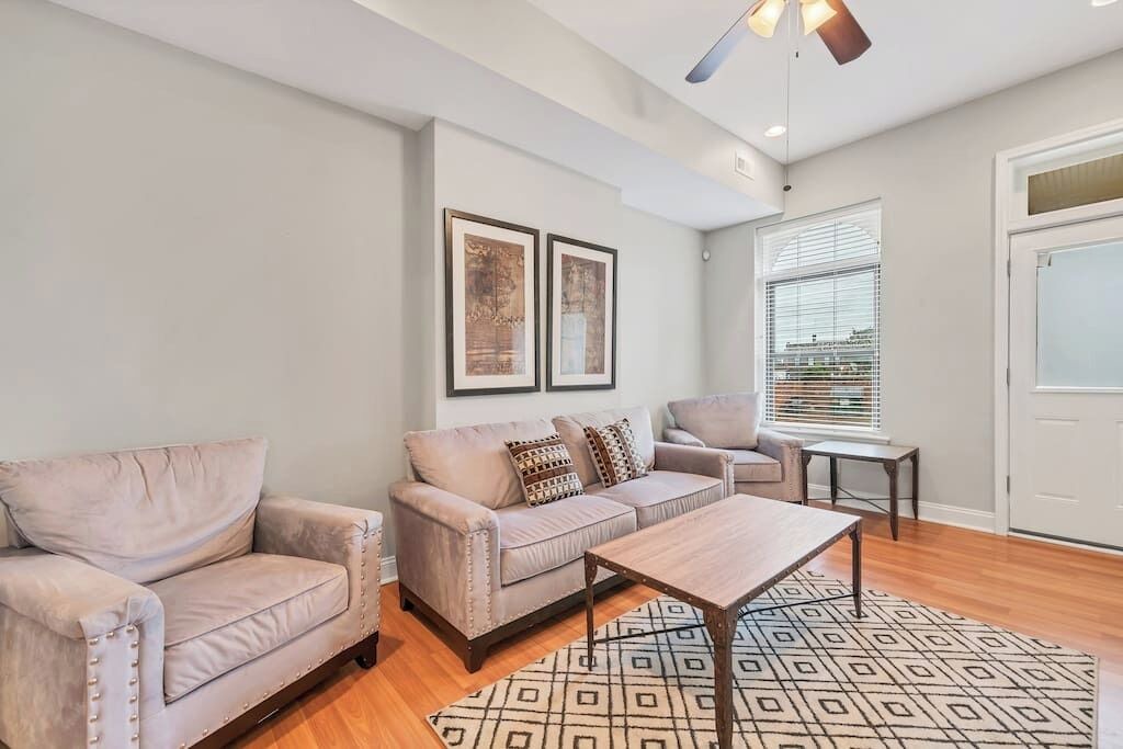 Photo of Livingroom in St. Louis