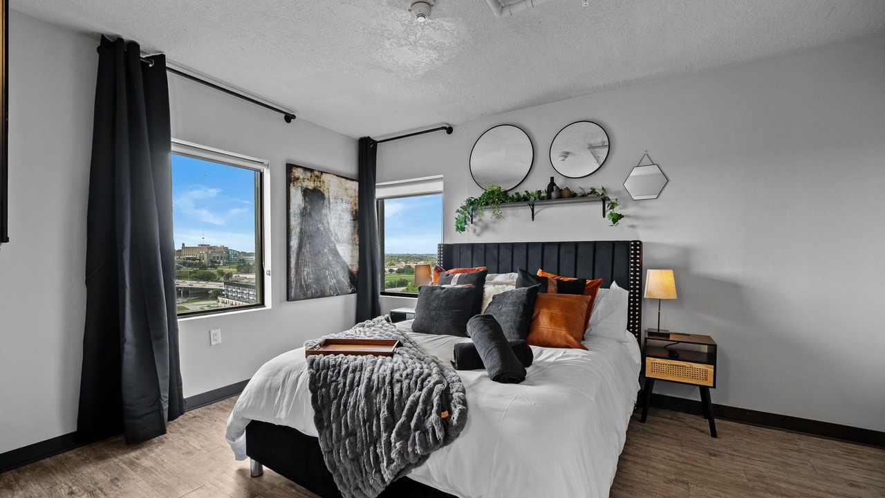 Photo of Bedroom in Downtown Des Moines