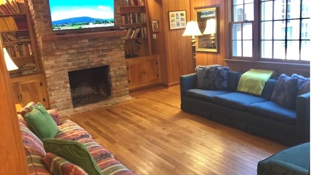 Photo of Livingroom in Lookout Mountain