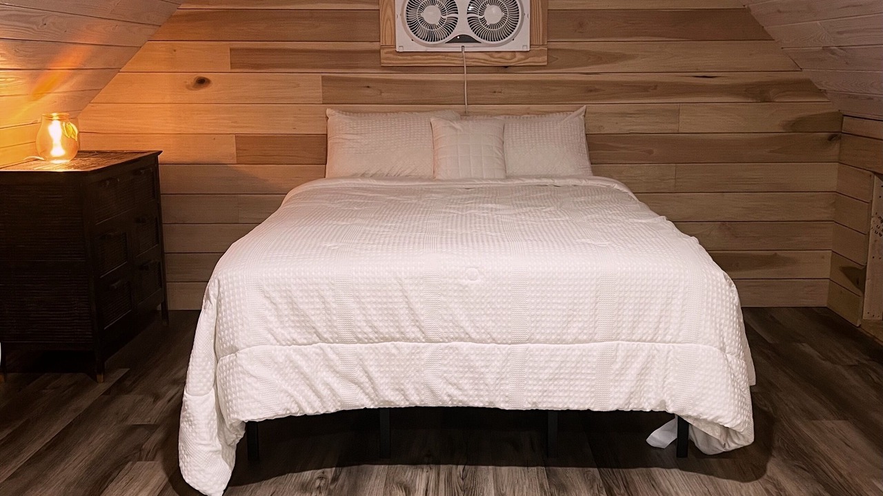 Photo of Bedroom in Crane Hill