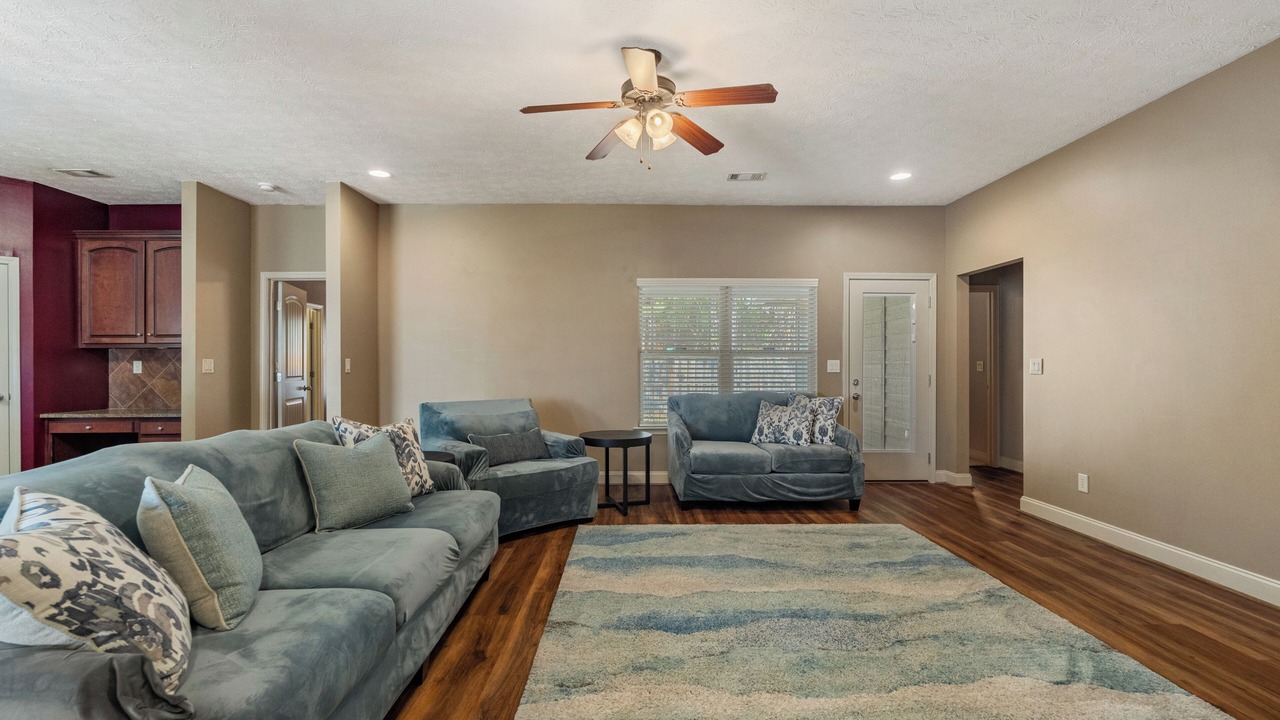 Photo of Livingroom in Phenix City