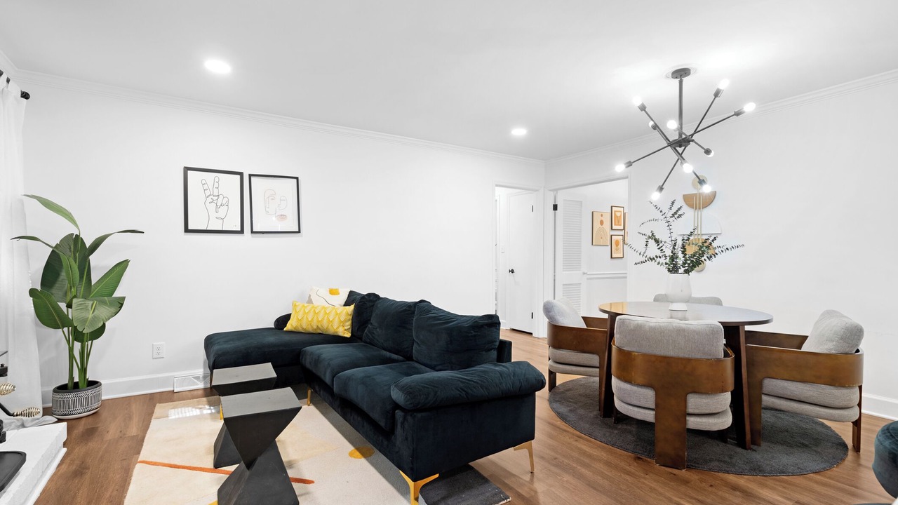 Photo of Livingroom in Rocky Mount