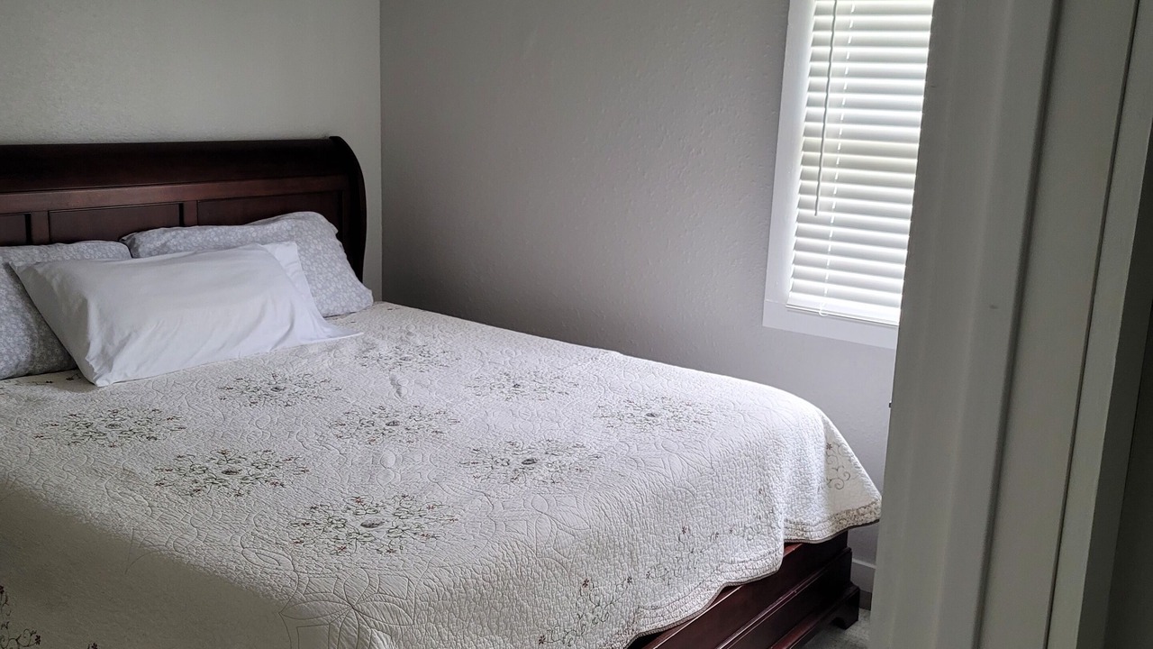 Photo of Bedroom in Council Bluffs