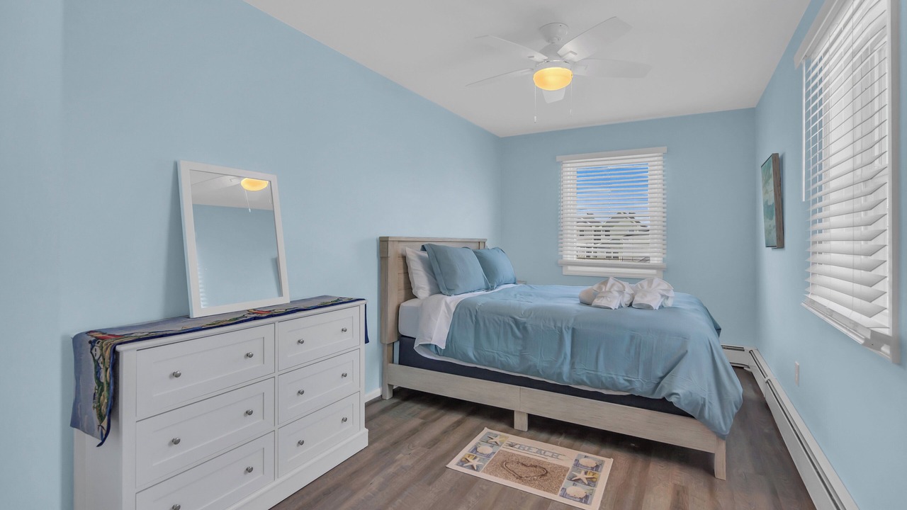 Photo of Bedroom in Seaside Heights