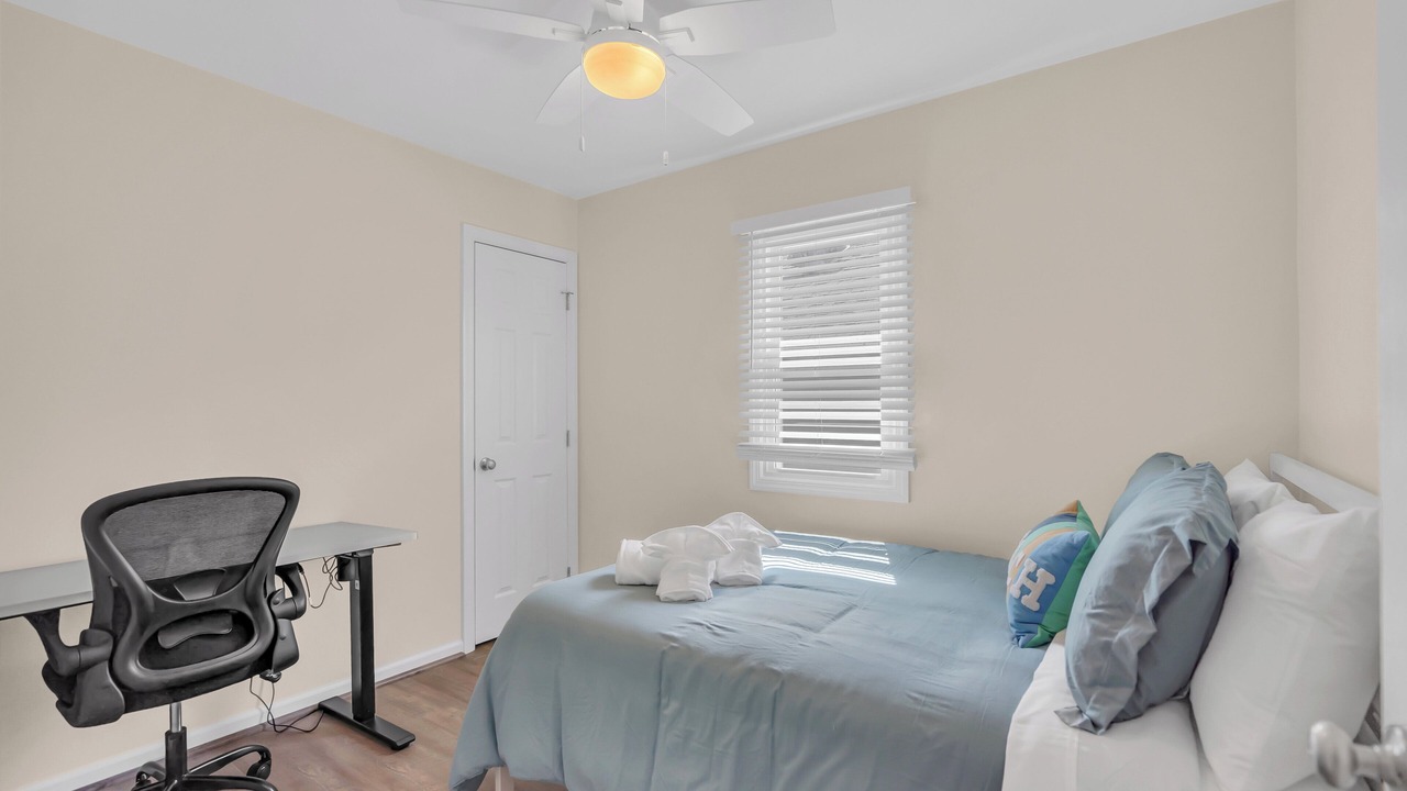 Photo of Bedroom in Seaside Heights