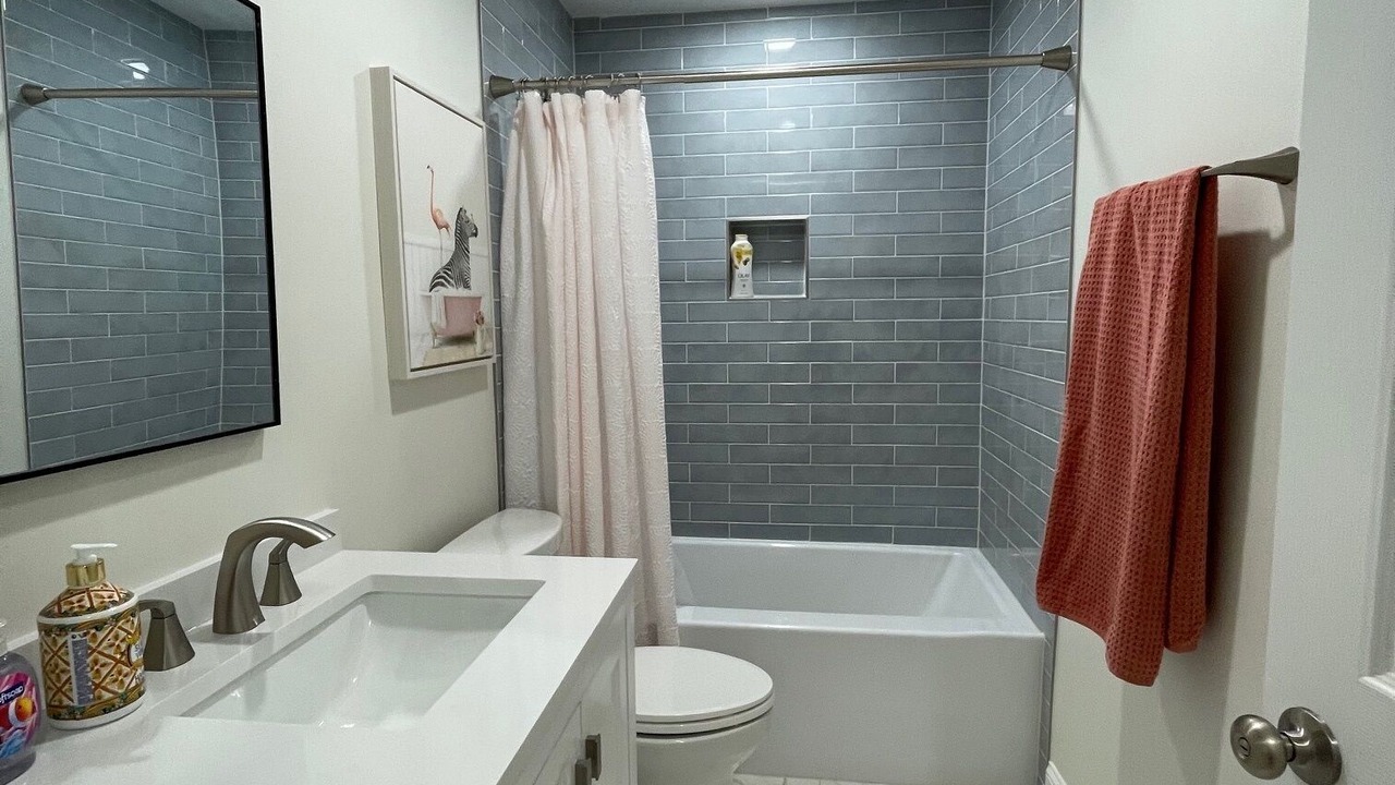 Photo of Bathroom in Locust Grove