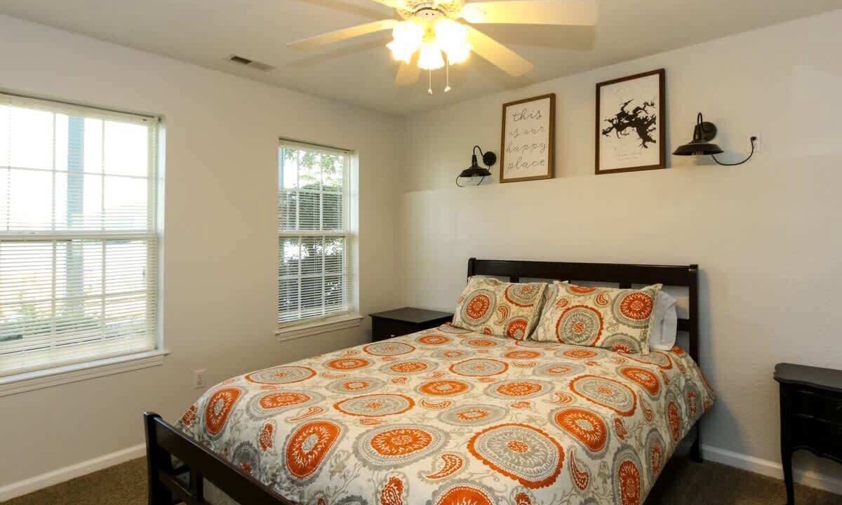 Photo of Bedroom in Leesburg