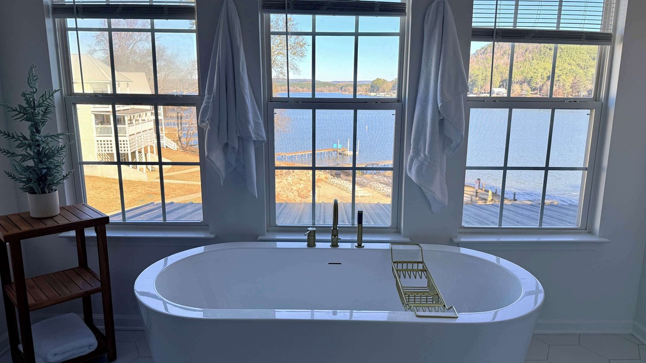 Photo of Bathroom in Leesburg