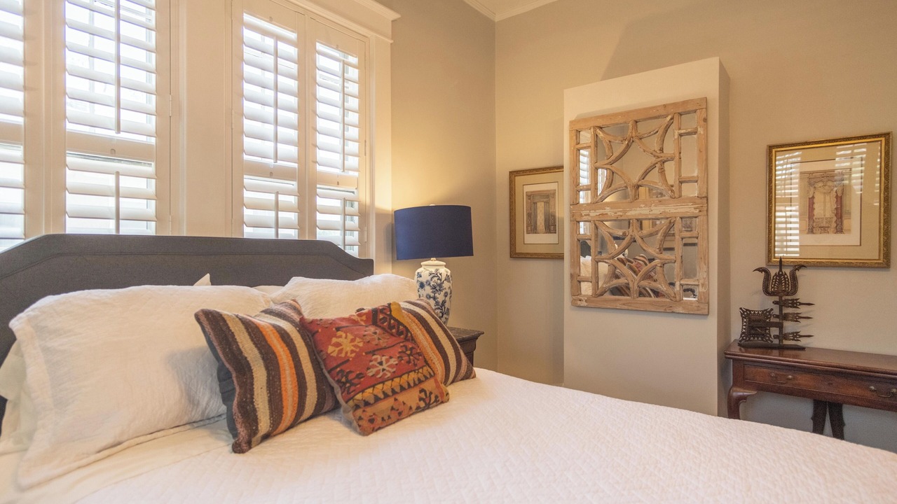 Photo of Bedroom in Central Gardens