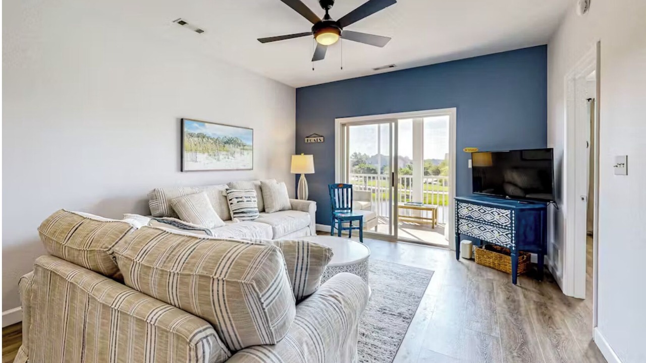 Photo of Livingroom in Villages of Five Points
