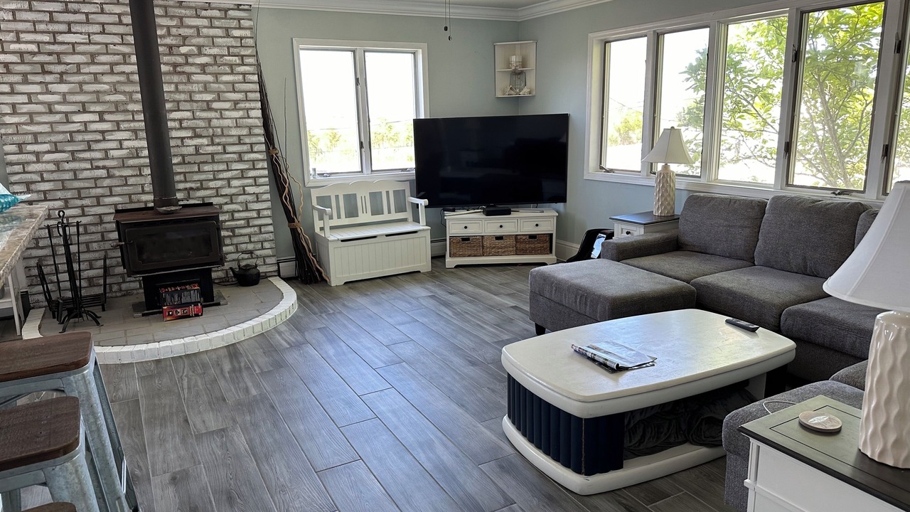 Photo of Livingroom in Ortley Beach